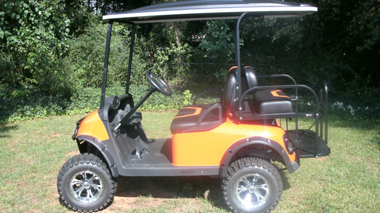 Customized golf cart for sale at Flamingo Custom Carts in Georgia